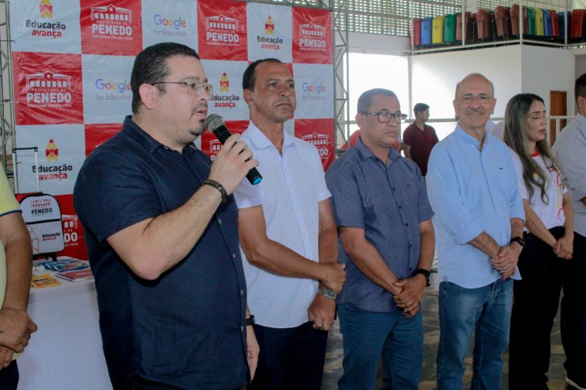 penedo-material-escolar-cartao-semed-foto-deywisson-duarte-6